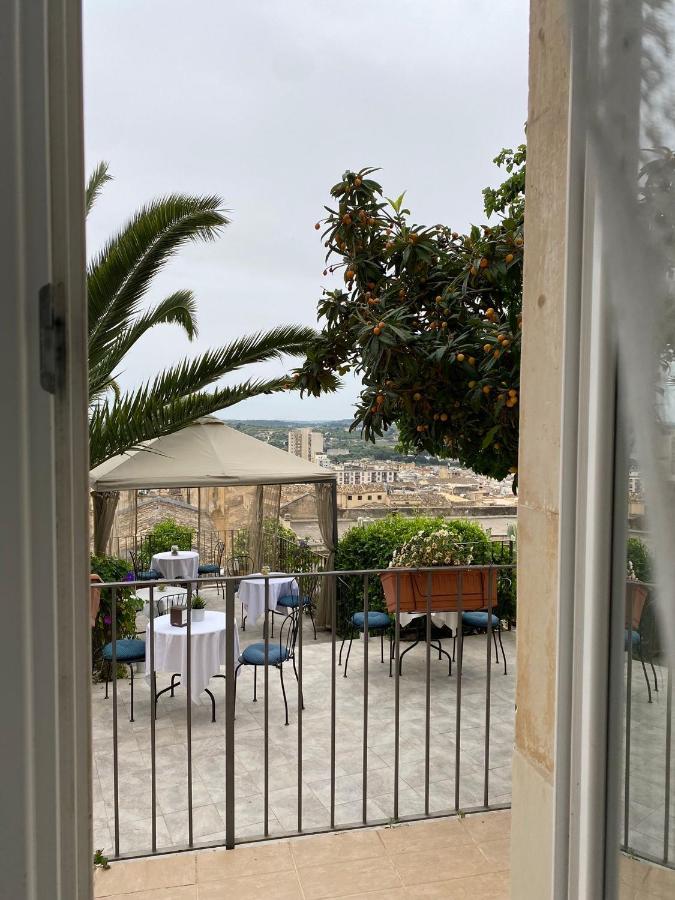 Trigona Garden Suite Noto Exterior foto