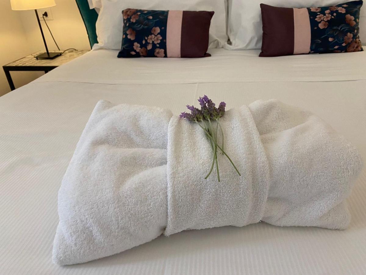 Trigona Garden Suite Noto Exterior foto
