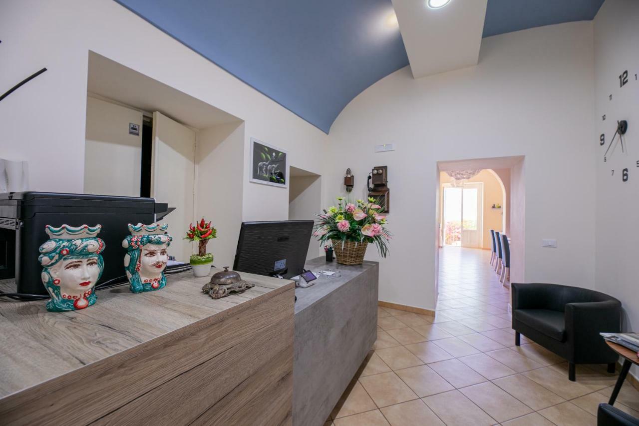 Trigona Garden Suite Noto Exterior foto